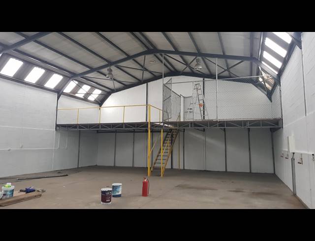 360M² FACTORY TO LET IN BLACKHEATH INDUSTRIAL